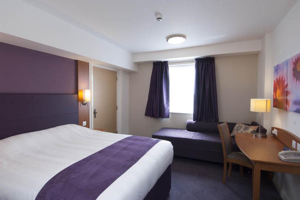 Premier Inn Glasgow Airport Paisley Habitación foto